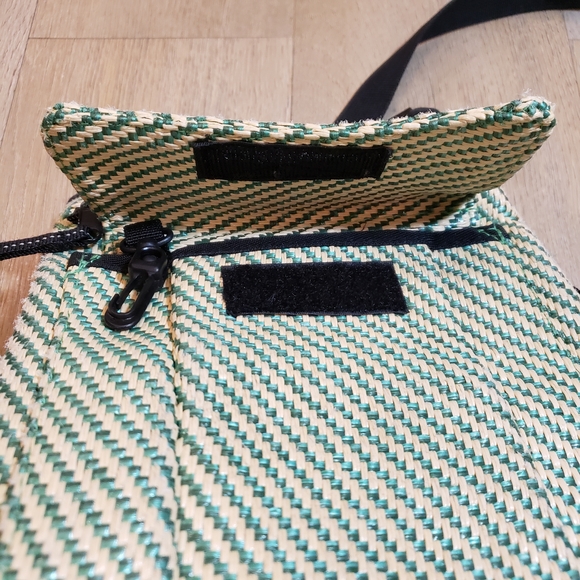 KAVU Woven Striped Green & Tan Bag Made In Seattle - Picture 4 of 6